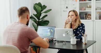 Micro-consulting side hustle 2026